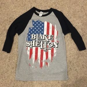 Blake Shelton raglan tee